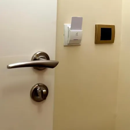 Dama Apartment *